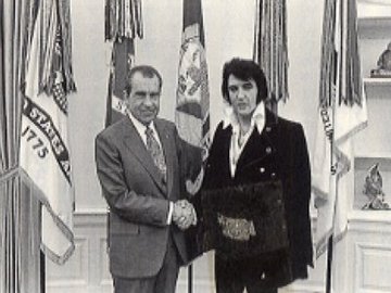ニクソン大統領とエルヴィス.jpg